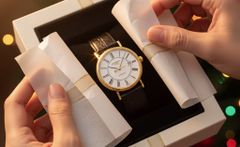 Longines nam dây da hay dây thép – chọn loại nào làm quà Noel sang trọng?