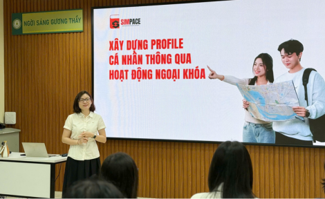 SIMPACE GO WORLD X THPT PHAN HUY CHÚ - ĐỐNG ĐA: WORKSHOP VỀ XÂY DỰNG PROFILE CÁ NHÂN