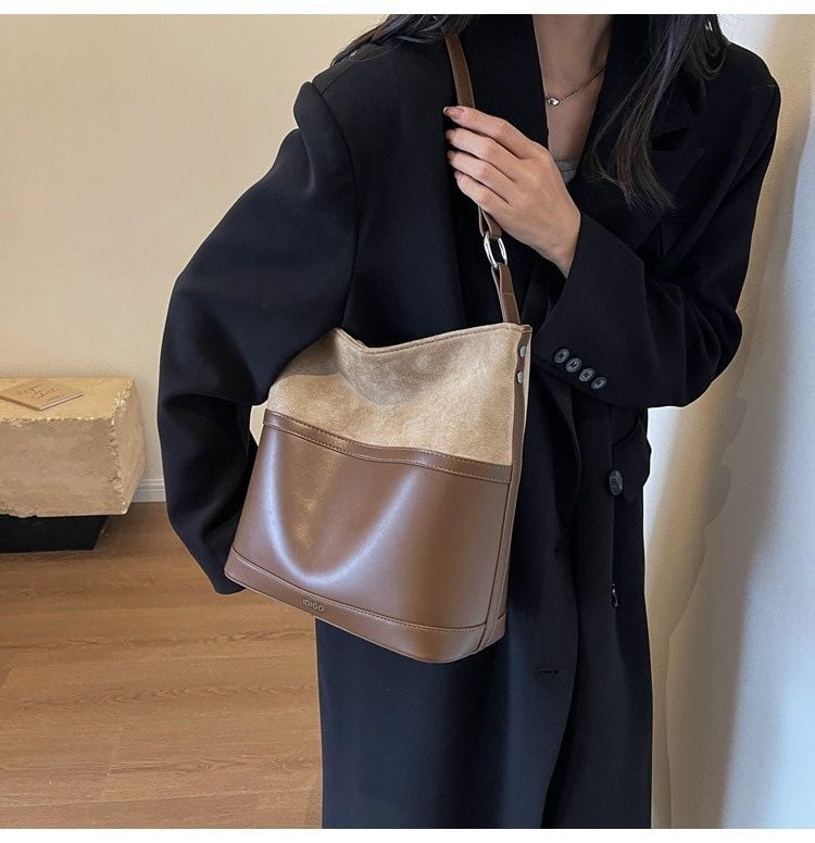 Top túi xách, balo nữ đẹp làm quà tặng Trung Thu cho mẹ, vợ, bạn gái