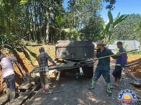 Làm công trình dân dụng ở quê nên chọn máy trộn bê tông nào?