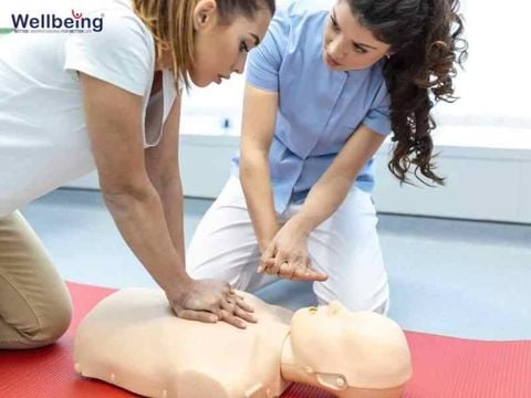 Khóa học sơ cứu văn phòng nâng cao kỹ năng ứng phó nhanh