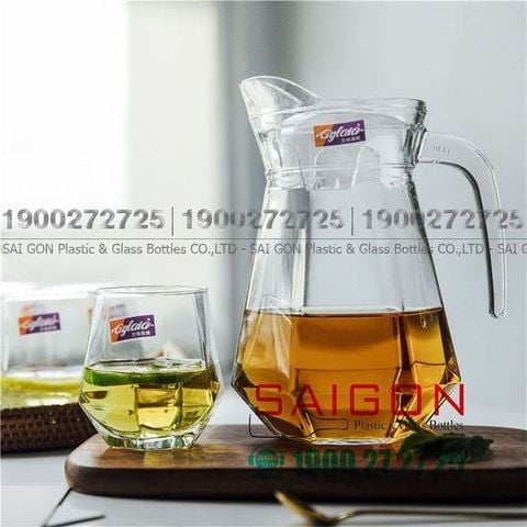 Top 5 Mẫu Bình Đựng Nước Thủy Tinh Đẹp Sang Trọng, Nâng Tầm Bàn Tiếp Khách