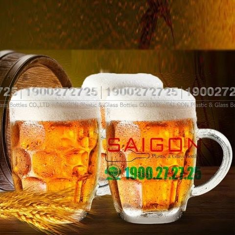 Lợi ích khi sử dụng ly uống bia có quai trong quán bar và nhà hàng