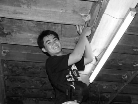 BÁO THANH NIÊN - NGƯỜI GỌI CHIM YẾN VÀO NHÀ