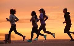 Top 6+ giày chạy bộ dưới 1 triệu đáng mua nhất 2025