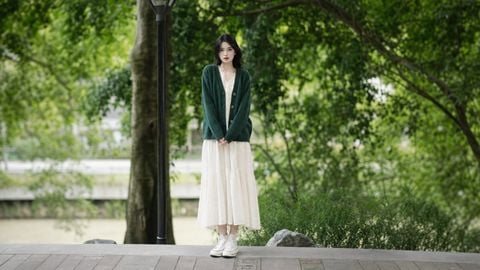 2002 mệnh gì? Hợp màu gì và cách phối đồ hợp mệnh