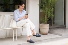 Giày sục là gì? Cách nhận biết, chọn và phối đồ đẹp