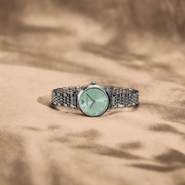 Emporio Armani là đồng hồ nữ thời trang sang, dễ đi làm và dễ làm quà tặng