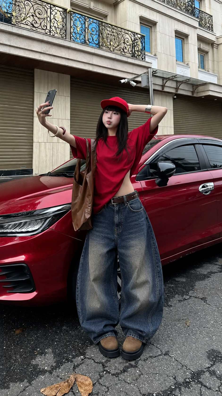 Quần baggy denim xanh phom rộng tạo bản phối streetwear năng động