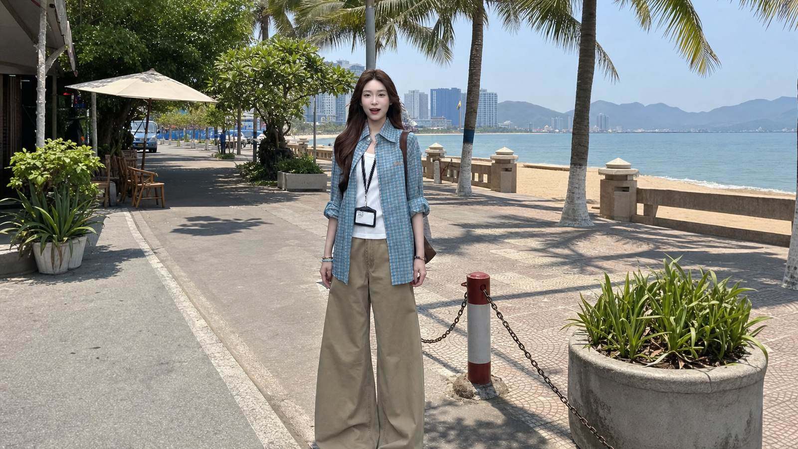 Không nên mang đúng một đôi giày duy nhất khi đi Nha Trang