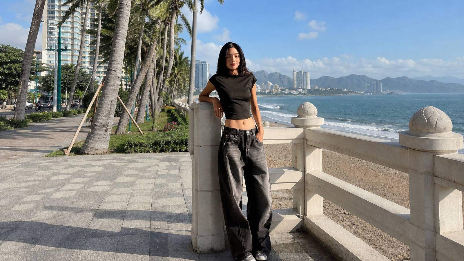Croptop gọn phối quần ống rộng cạp cao cho Nha Trang