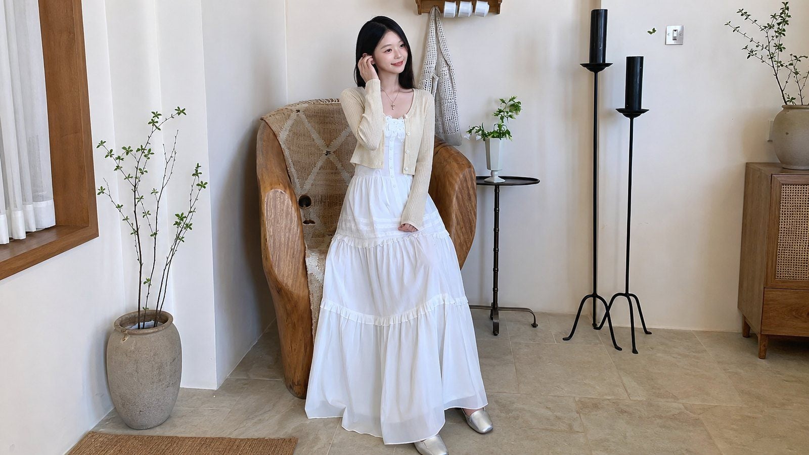 Chân váy trắng dài phối với cardigan ngắn
