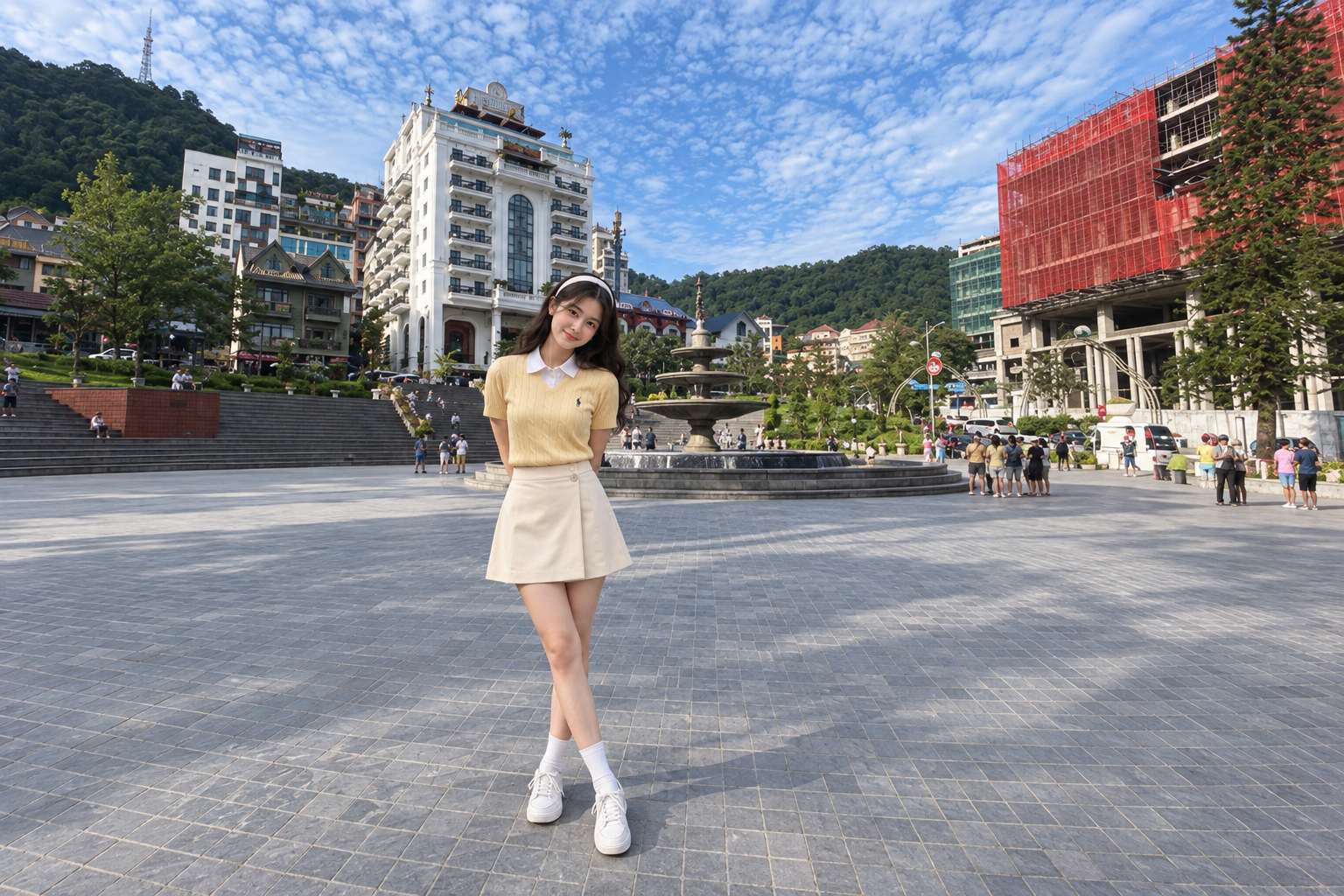 Outfit đi Tam Đảo: Áo polo, chân váy chữ A và sneaker