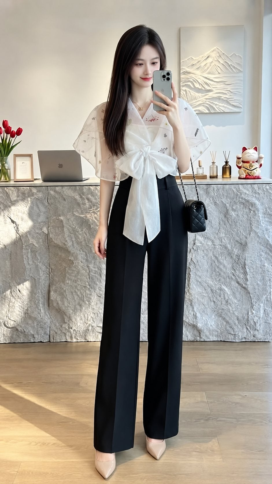 Quần tây ống đứng cạp cao phối blouse trắng và giày nude