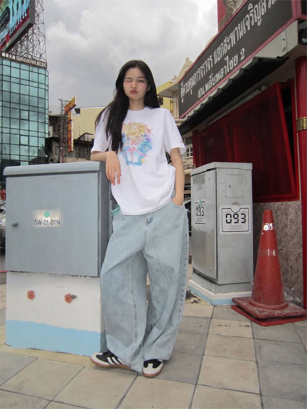 Áo phông unisex dễ mặc cho nhiều phong cách