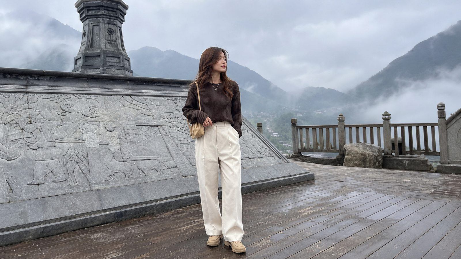 Xanh denim, đỏ burgundy và camel làm điểm nhấn tốt trong outfit đi Sapa