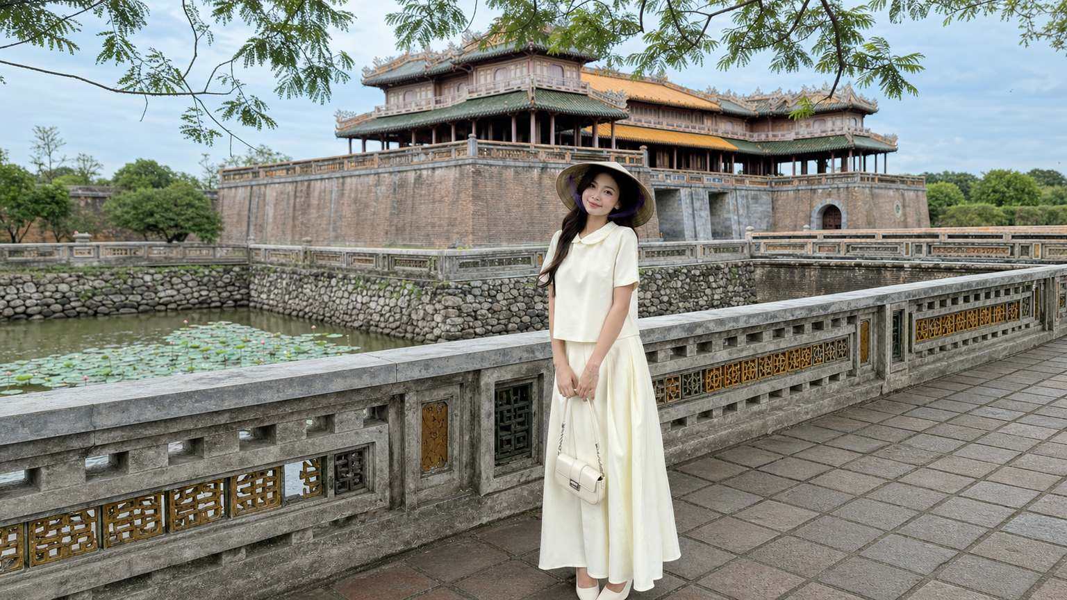 Bảng màu trắng, be, đen theo công thức ba màu dễ giữ lâu