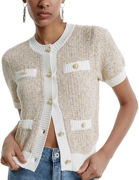 Thương hiệu Urban Revivo