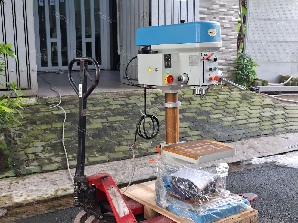 Máy khoan bàn có taro WDDM ZB4132G