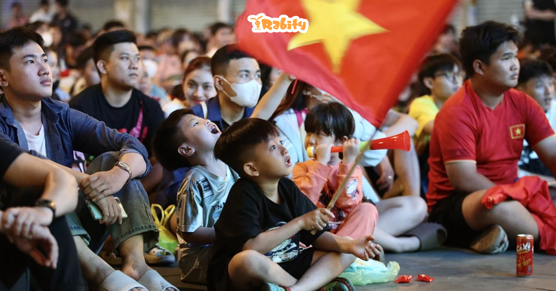 Những lưu ý khi cho bé xem bóng đá cùng gia đình