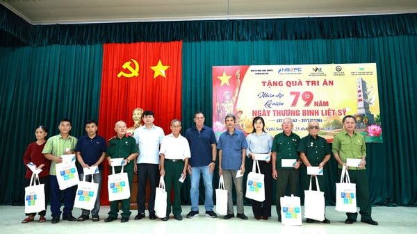 NS2PC Participates in the “Day of Gratitude to Meritorious People” in Nghi Son Ward