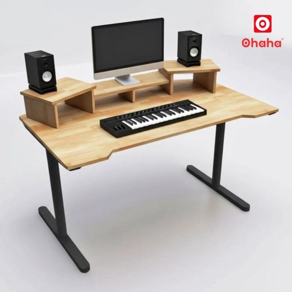 Bàn studio setup phòng thu tại nhà đẹp hiện đại