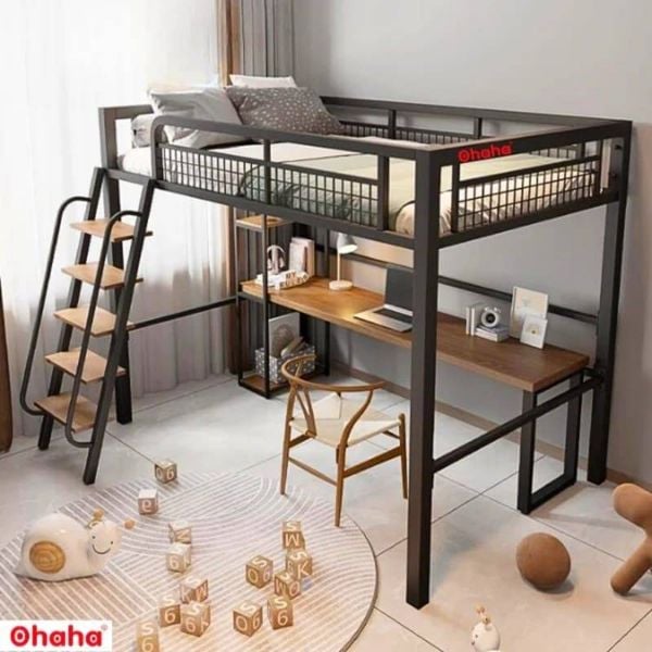 Bố trí giường tầng có tích hợp bàn và kệ tiện lợi, tối ưu diện tích