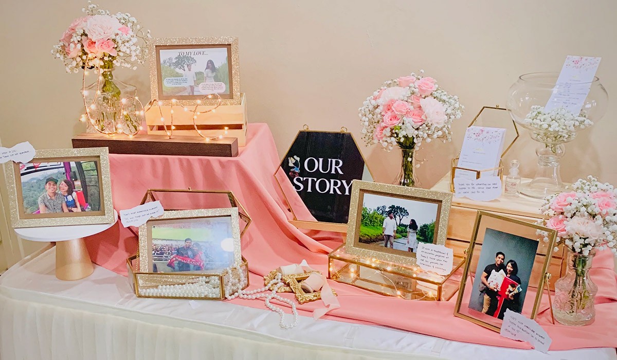 Trang trí bàn gallery cưới ấn tượng