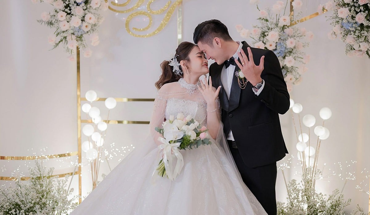 Xu hướng váy cưới và vest cưới mới nhất