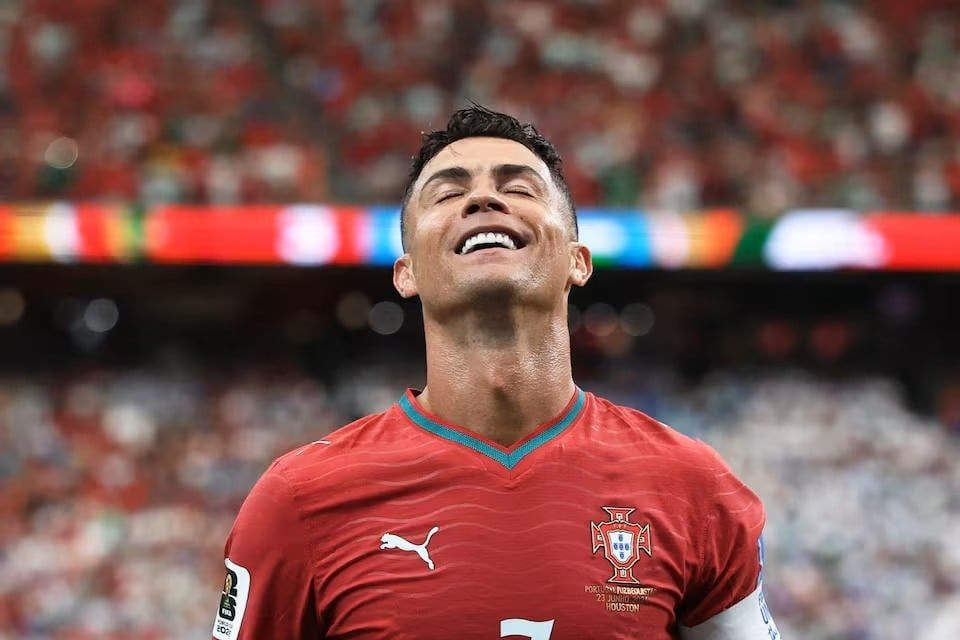 Ronaldo Lập Kỳ Tích Mới Tại World Cup, Tiếp Tục Khẳng Định Vị Thế Giữa Cuộc Đua Với Messi