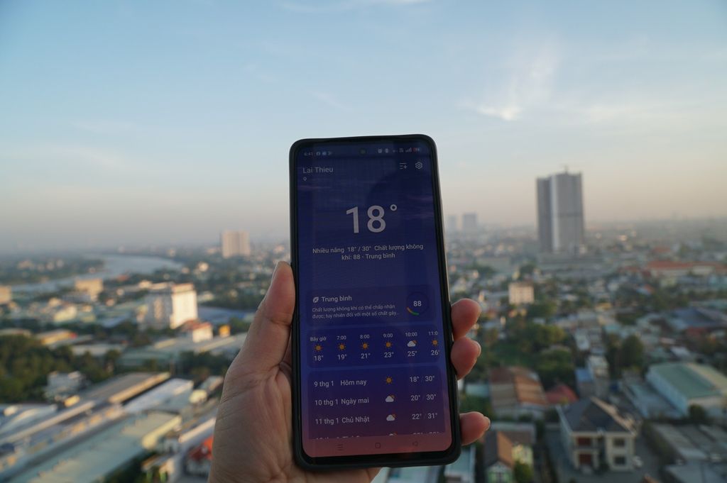 TPHCM đón sáng lạnh sâu có nơi nhiệt độ xuống dưới 17 độ