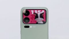 Trên tay nhanh bộ đôi Xiaomi 17 Pro Max và Xiaomi 17 mới: Thiết kế độc đáo, pin siêu lớn