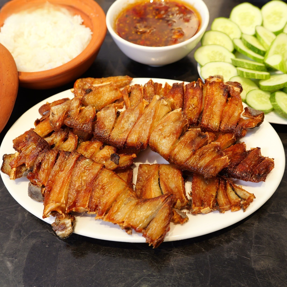 Hình ảnh khô cá đuối 1 nắng phơi sạch, màu sắc đẹp, thịt dai mềm, phù hợp chế biến món nướng hoặc chiên giòn