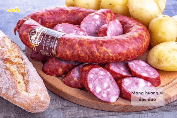 món xúc xích vòng xông khói nga mang đậm hương vị xô viết