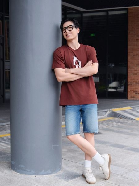 Ống suông thời thượng