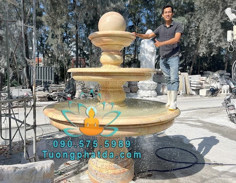 Đài Phun Nước Đá Vàng Phong Thủy Sân Vườn Đẹp Tại Bảo Lộc