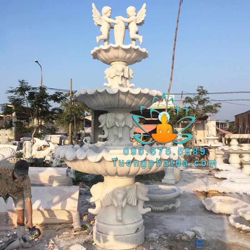 Đài Phun Nước Đá Vàng Phong Thủy Đẹp Tại Khánh Hòa