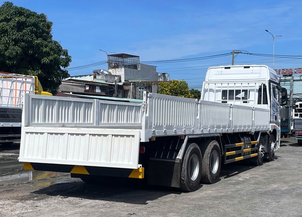 giá xe tải faw 4 chân
