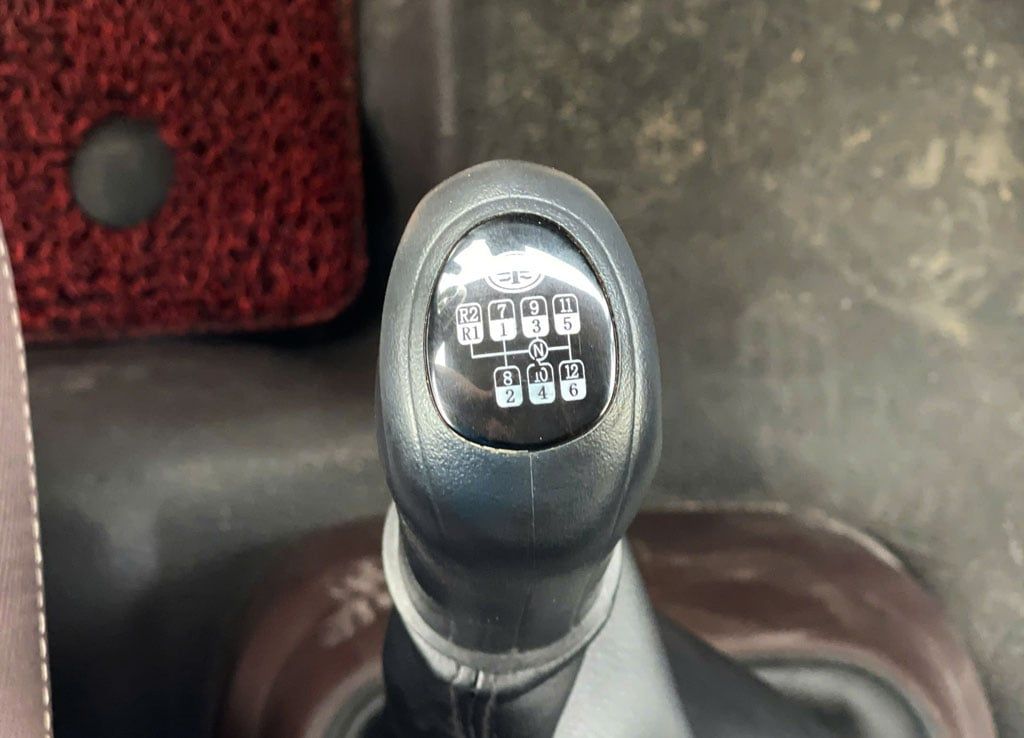 giá xe tải faw 4 chân