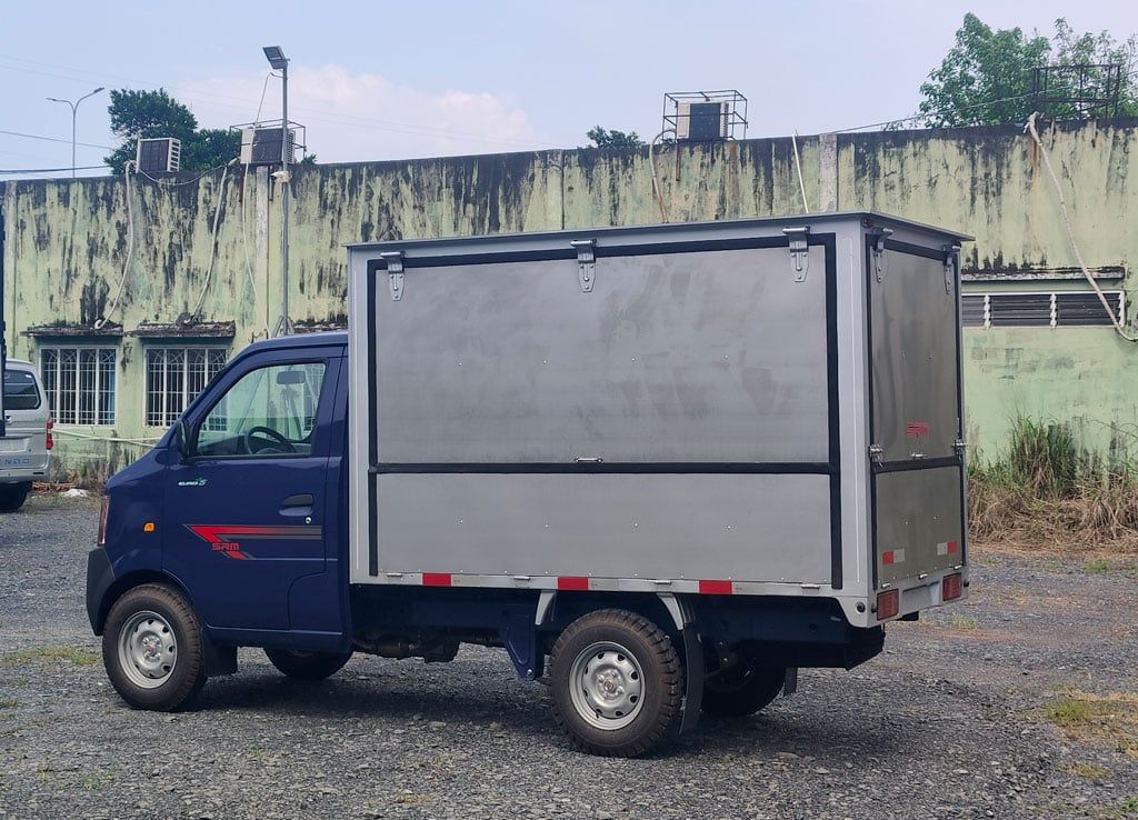 xe tải srm thùng cánh dơi