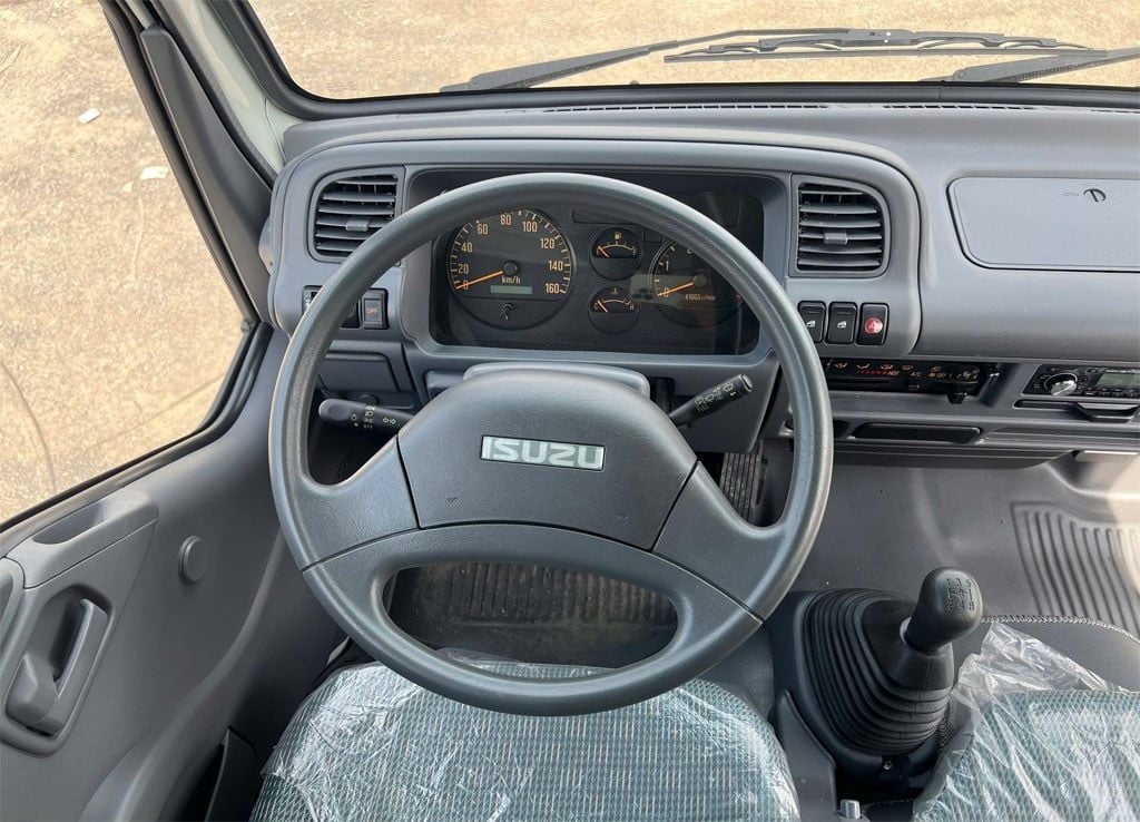 xe tải isuzu vm 1t9