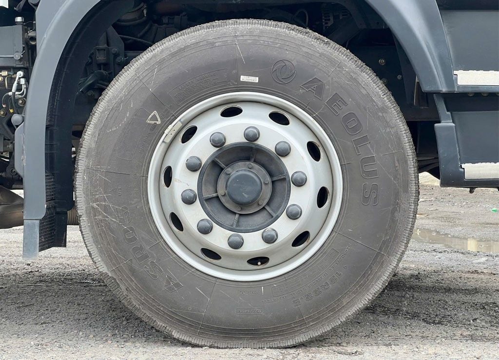 xe tải dongfeng 3 chân