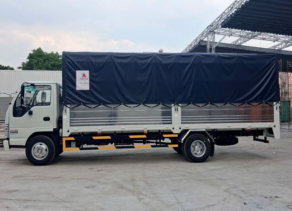 xe tải isuzu thùng dài 6m2