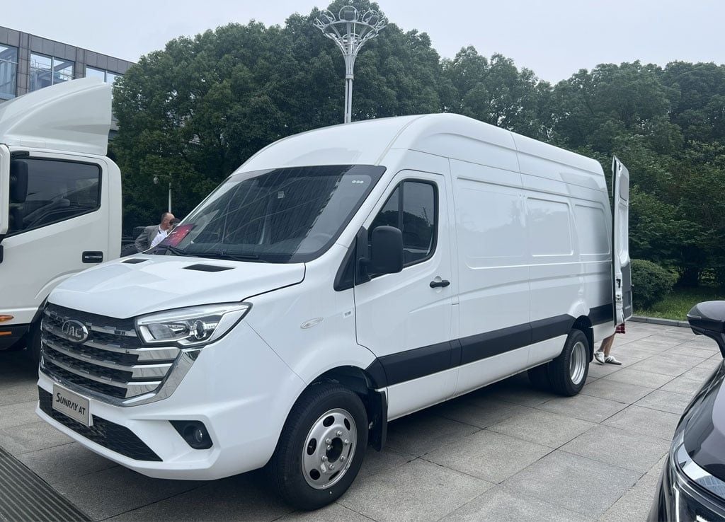 xe van 3 chỗ jac sunray