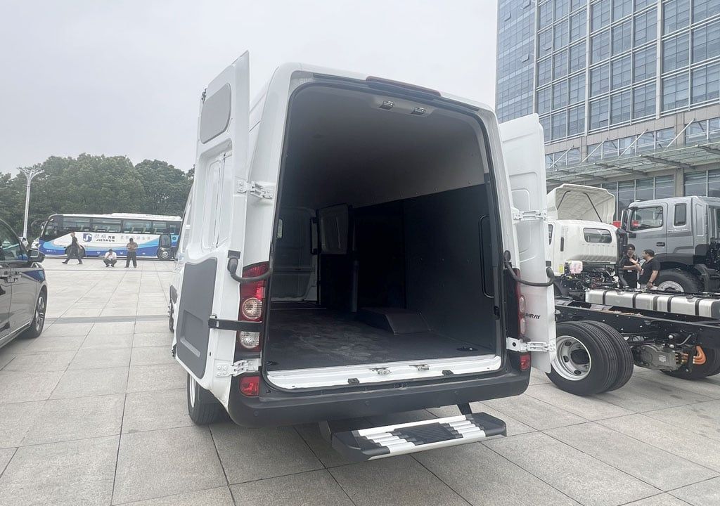 xe van 3 chỗ jac sunray