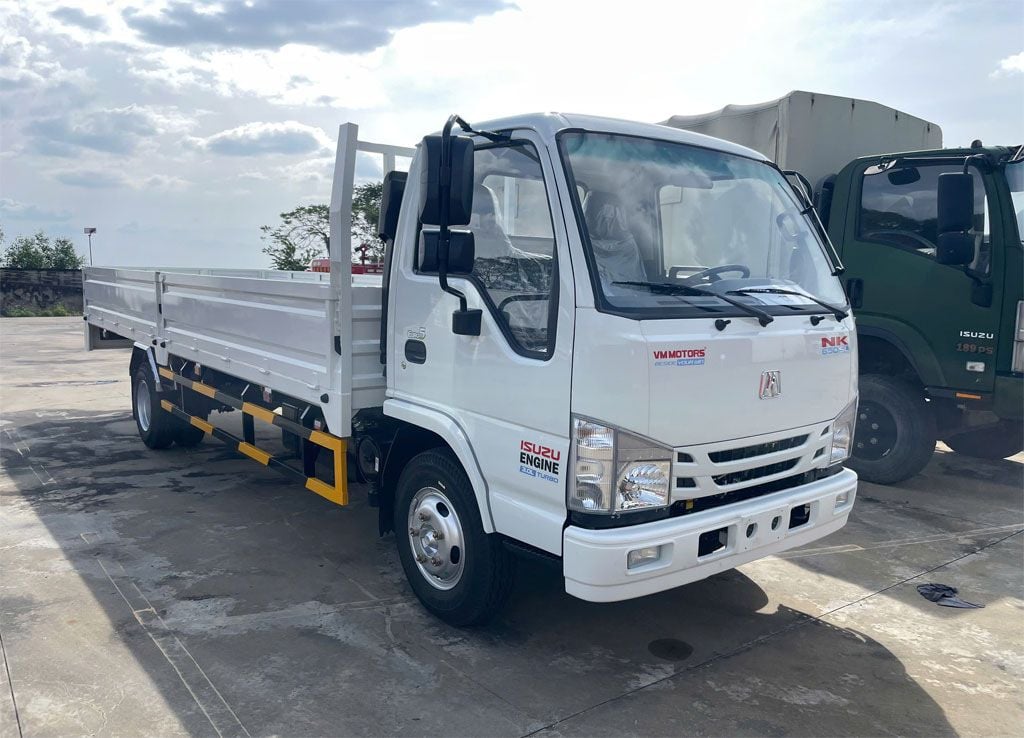 xe tải 3t5 thùng dài 6m2