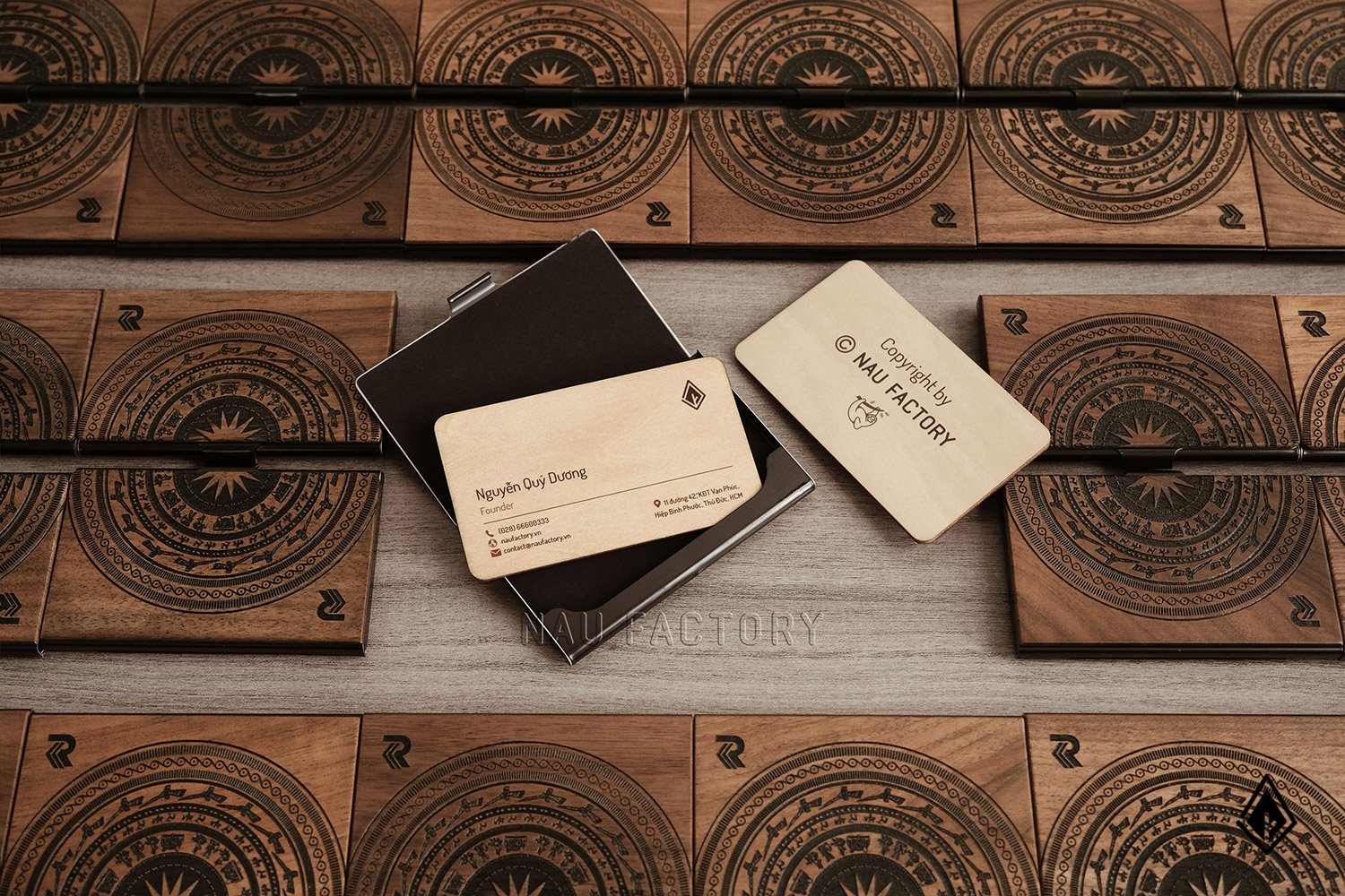 set sổ, bút và hộp namecard gỗ