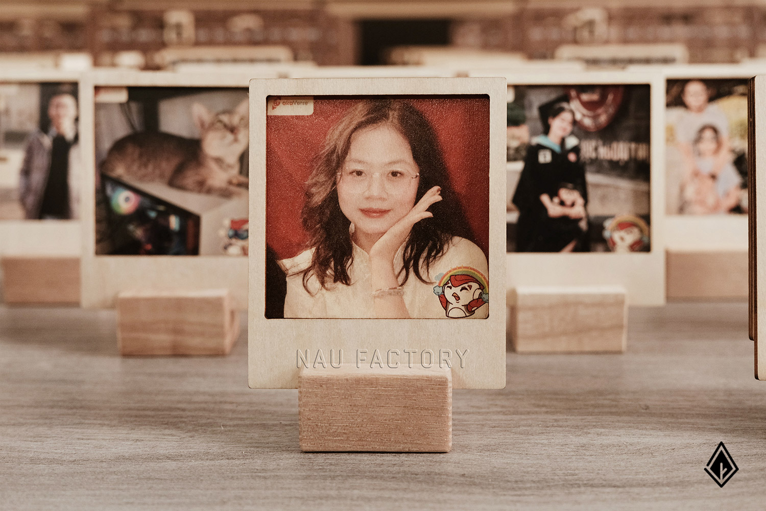 set lịch vạn niên và tranh gỗ