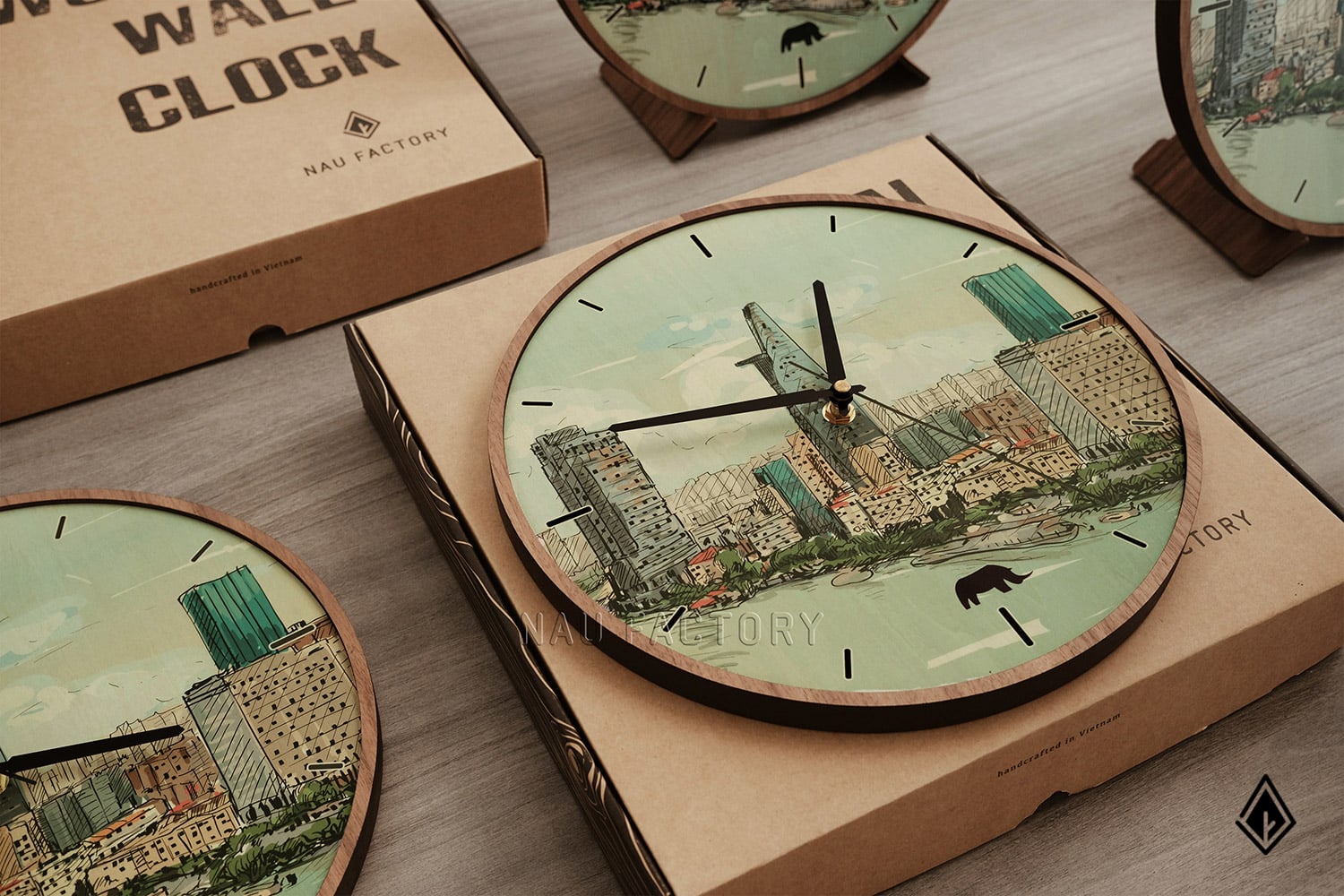 đồng hồ gỗ để bàn