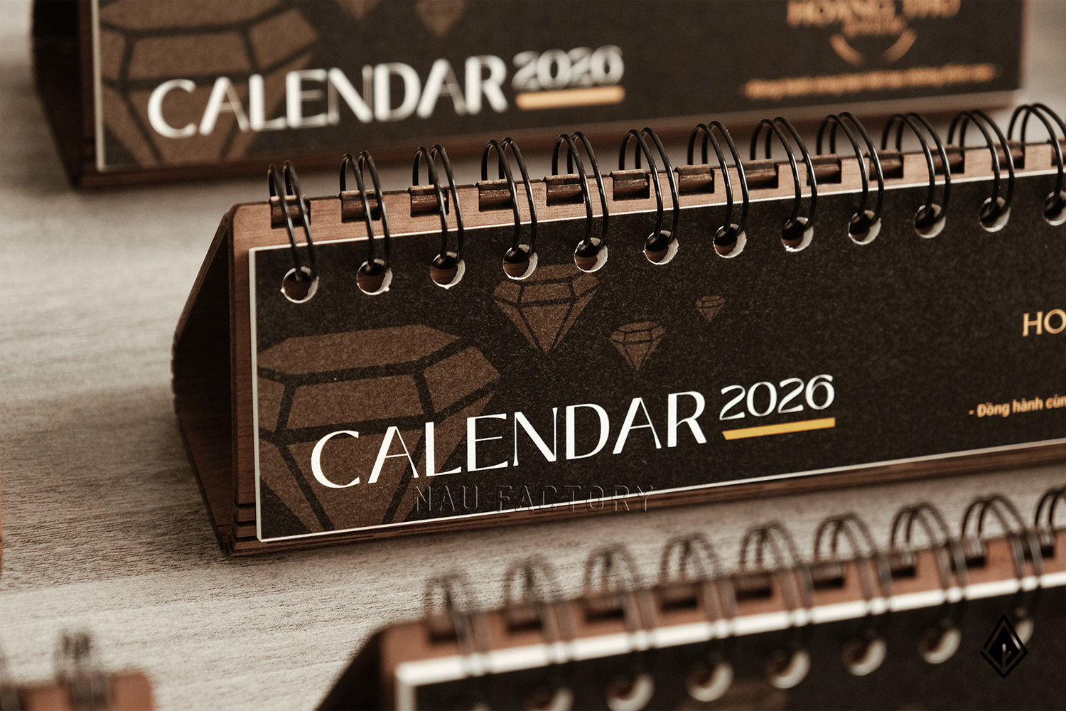 lịch gỗ form ngang